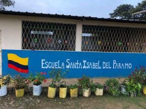 The local school in Santa Isabel near the Refugio